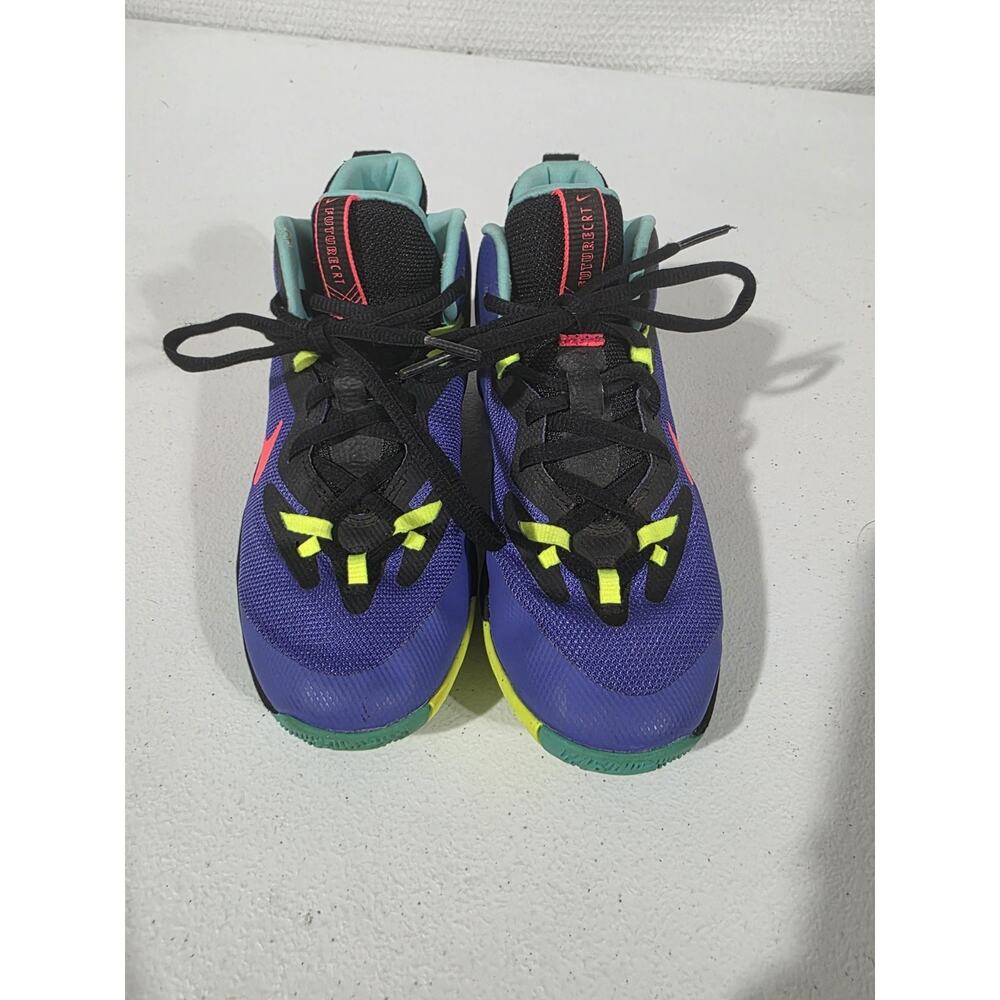 NIke Future Court 3 Basketball Shoes Purple Pink Teal AJ2615-500 Youth Size 2 - Picture 6 of 10